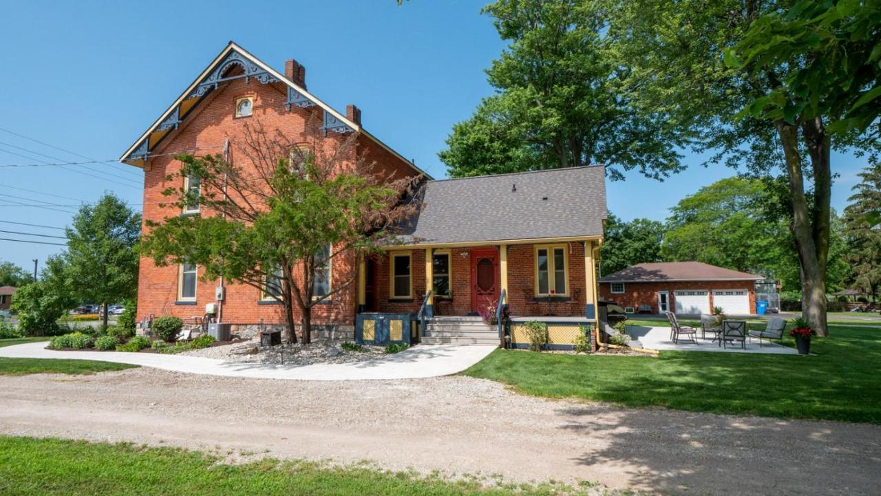 The Woodbridge House Hotell Kingsville Eksteriør bilde