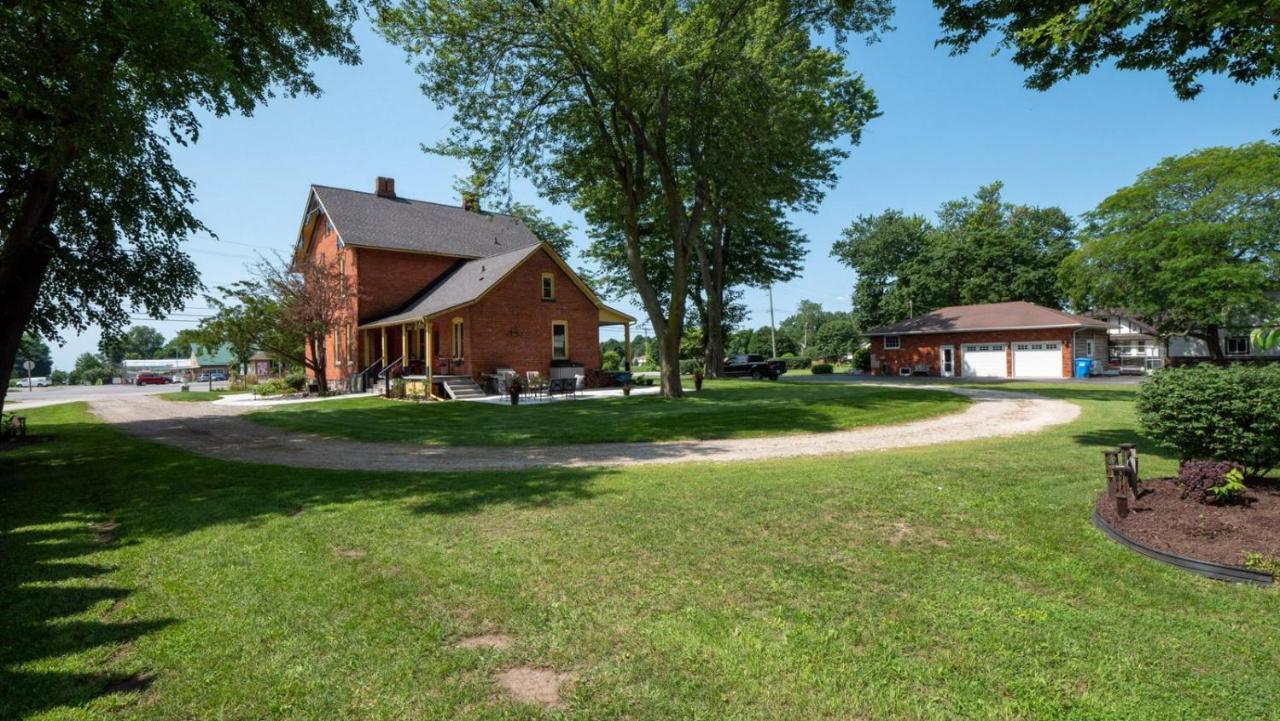 The Woodbridge House Hotell Kingsville Eksteriør bilde