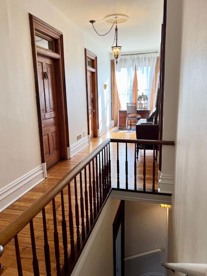 The Woodbridge House Hotell Kingsville Eksteriør bilde
