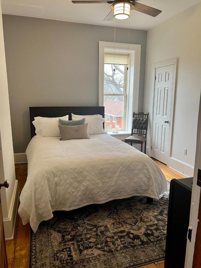 The Woodbridge House Hotell Kingsville Eksteriør bilde